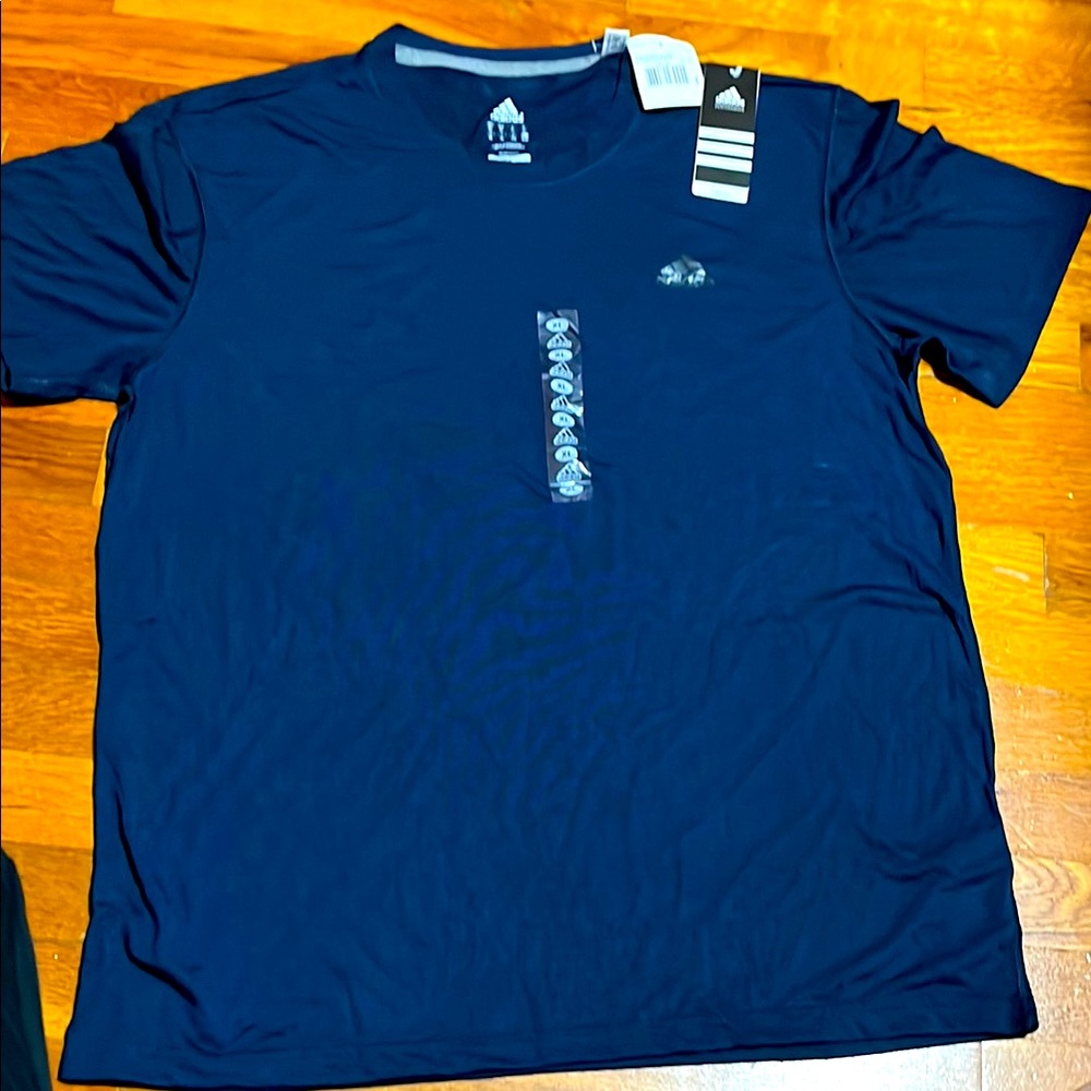 Adidas Men's Navy Blue Short Sleeve size XL   NWT